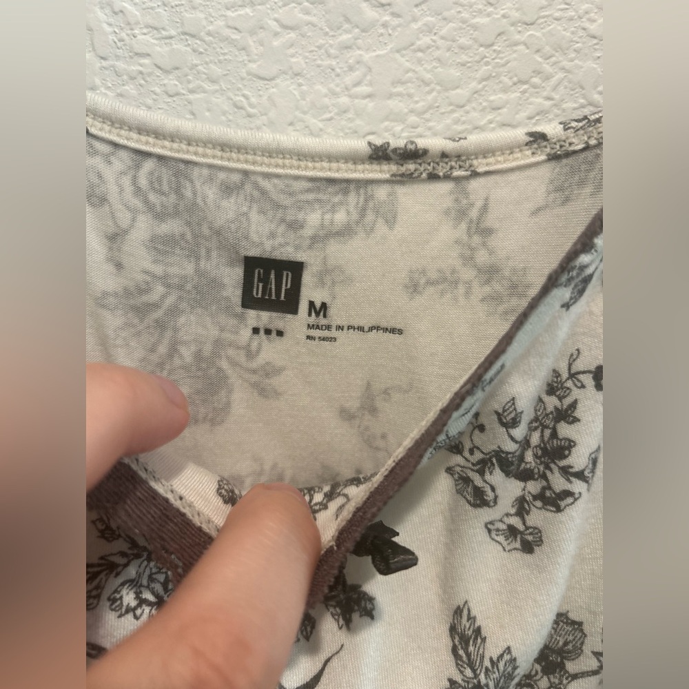 Gap Floral black white cotton cozy soft Sleepwear lounge top bottom Set - Picture 6 of 9